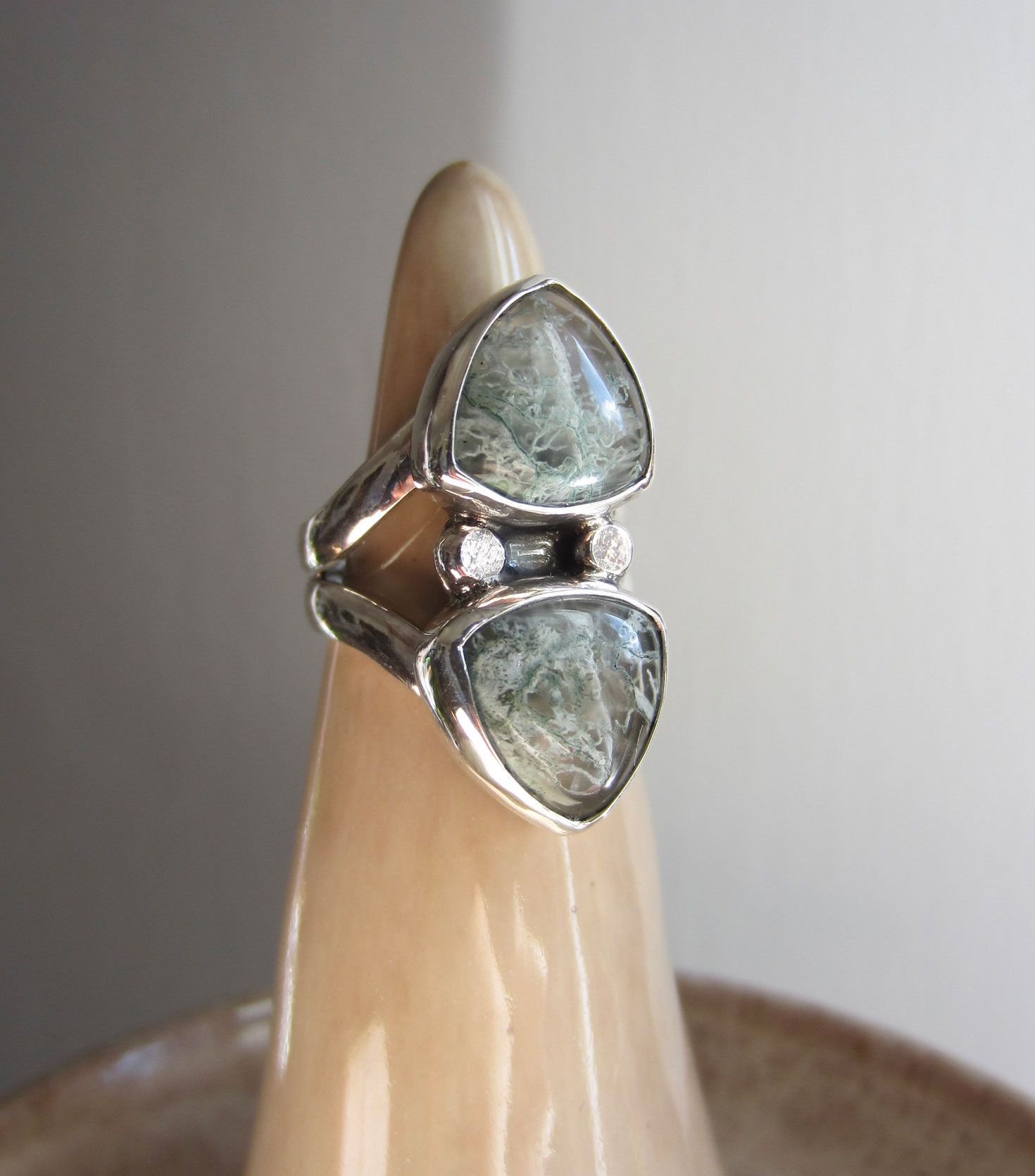 ANILLO TIERRA SUSURRANTE T.13